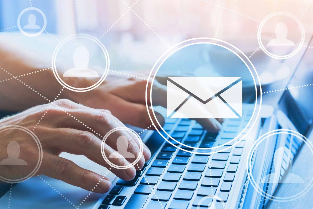 microsoft-email-retention-laptop